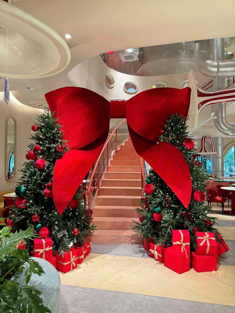 Báo Giá Trang Trí Cây Thông Noel Tại Biên Hòa Đồng Nai. Ảnh 4